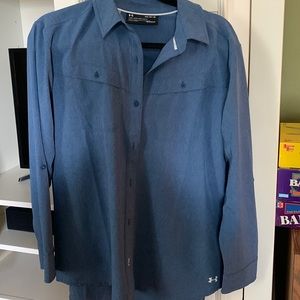 Underarmour heat gear long sleeved shirt
